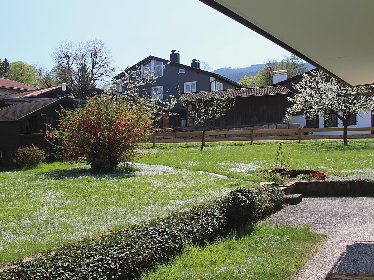 Gaestehaus Alpin - Inkl. Chiemgau-Karte Bergen  Bagian luar foto